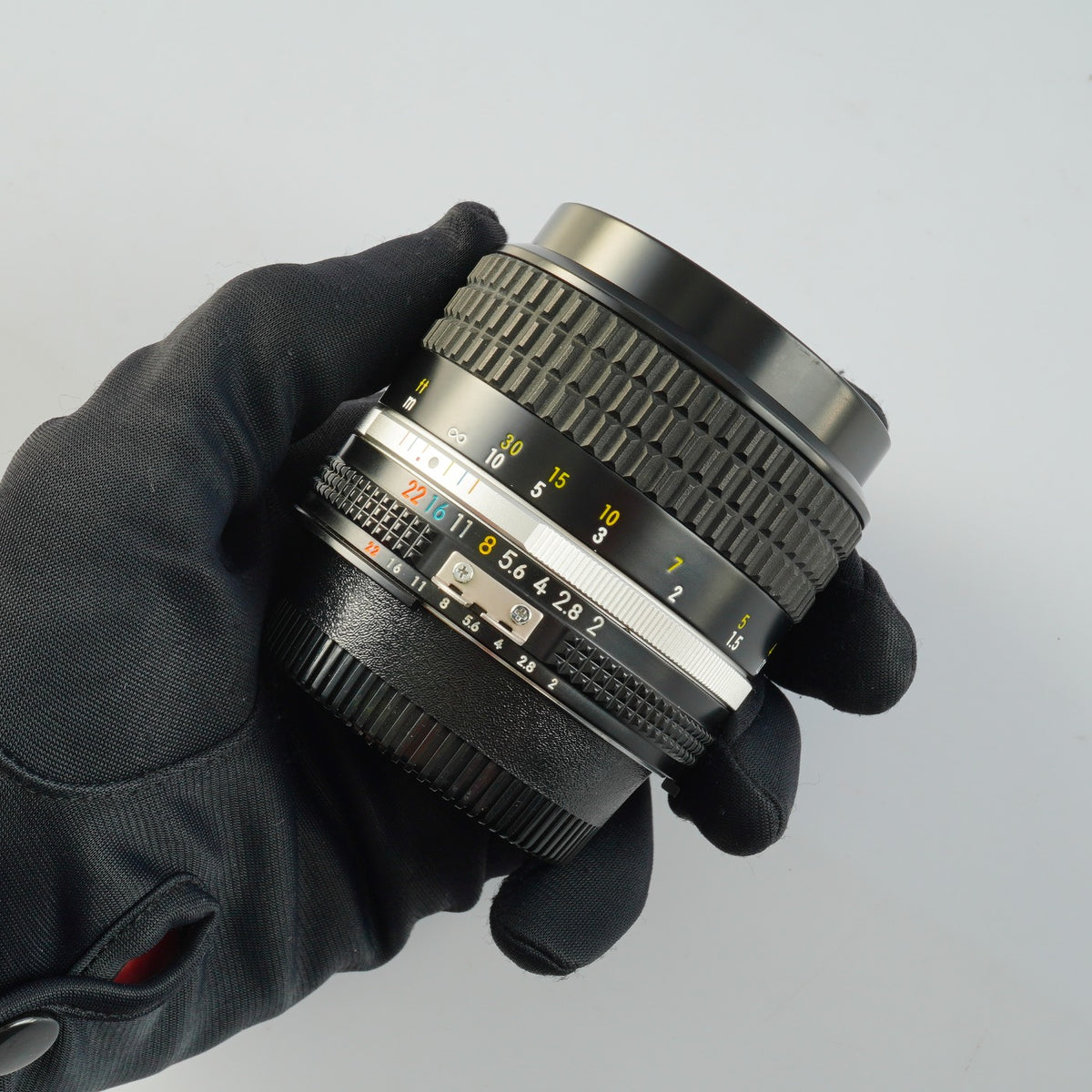 【Serviced】 Nikon Ai-S NIKKOR 85mm F/2 単焦点レンズ