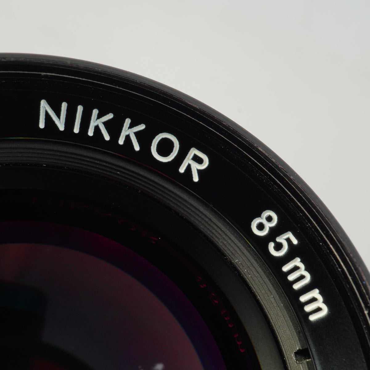 【Serviced】 Nikon Ai-S NIKKOR 85mm F/2 単焦点レンズ