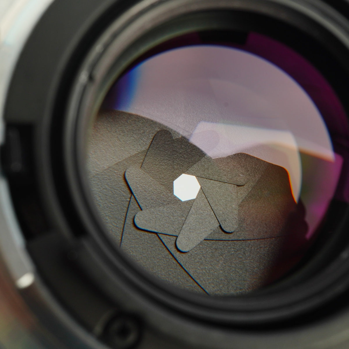 【Serviced】 Nikon Ai-S NIKKOR 85mm F/2 単焦点レンズ