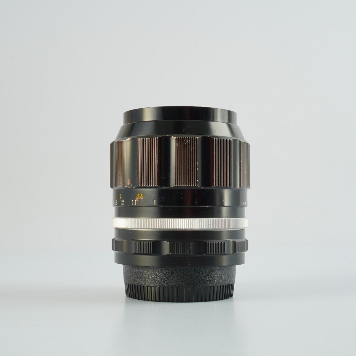【Serviced】 Nikon 非Ai NIKKOR-P Auto 105mm F/2.5 単焦点レンズ
