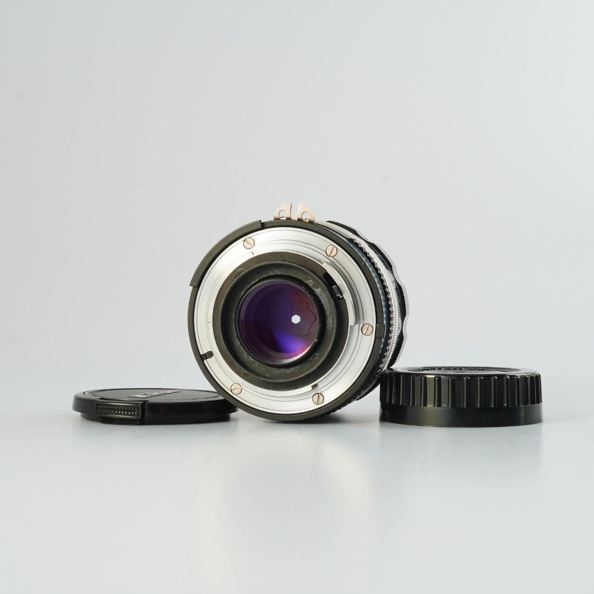 【Serviced】 Nikon Ai改 NIKKOR-P Auto 105mm F/2.5 単焦点レンズ