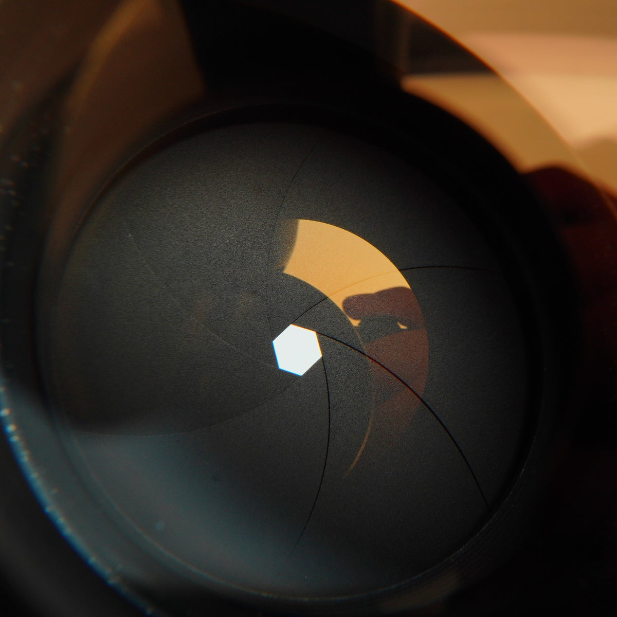 【Serviced】 Nikon 非Ai NIKKOR-P Auto 105mm F/2.5 単焦点レンズ