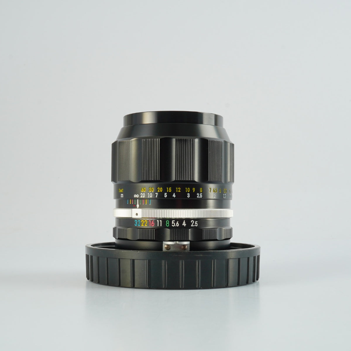 【Serviced】 Nikon 非Ai NIKKOR-P.C Auto 105mm F/2.5 単焦点レンズ