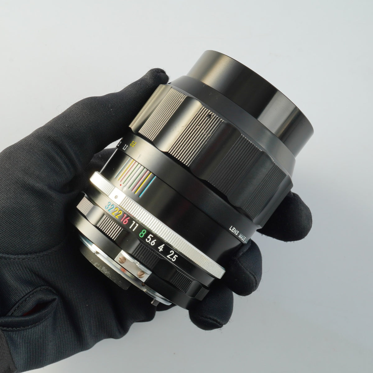 【Serviced】 Nikon 非Ai NIKKOR-P.C Auto 105mm F/2.5 単焦点レンズ
