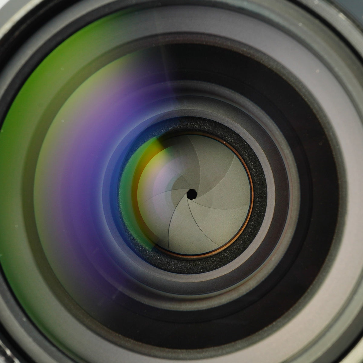 【Serviced】 Nikon Ai Nikkor 35mm F/2 単焦点レンズ