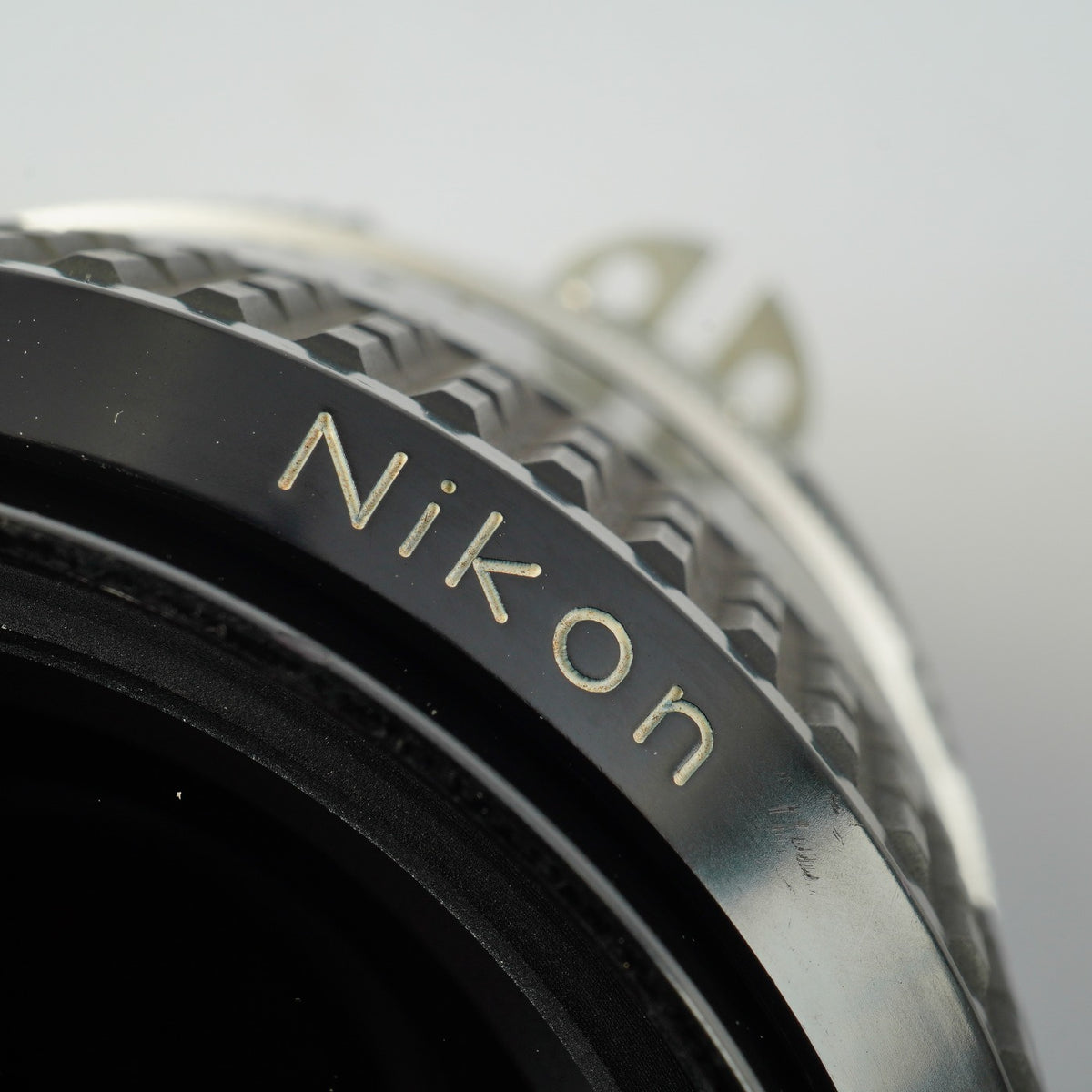 【Serviced】 Nikon Ai Nikkor 35mm F/2 単焦点レンズ