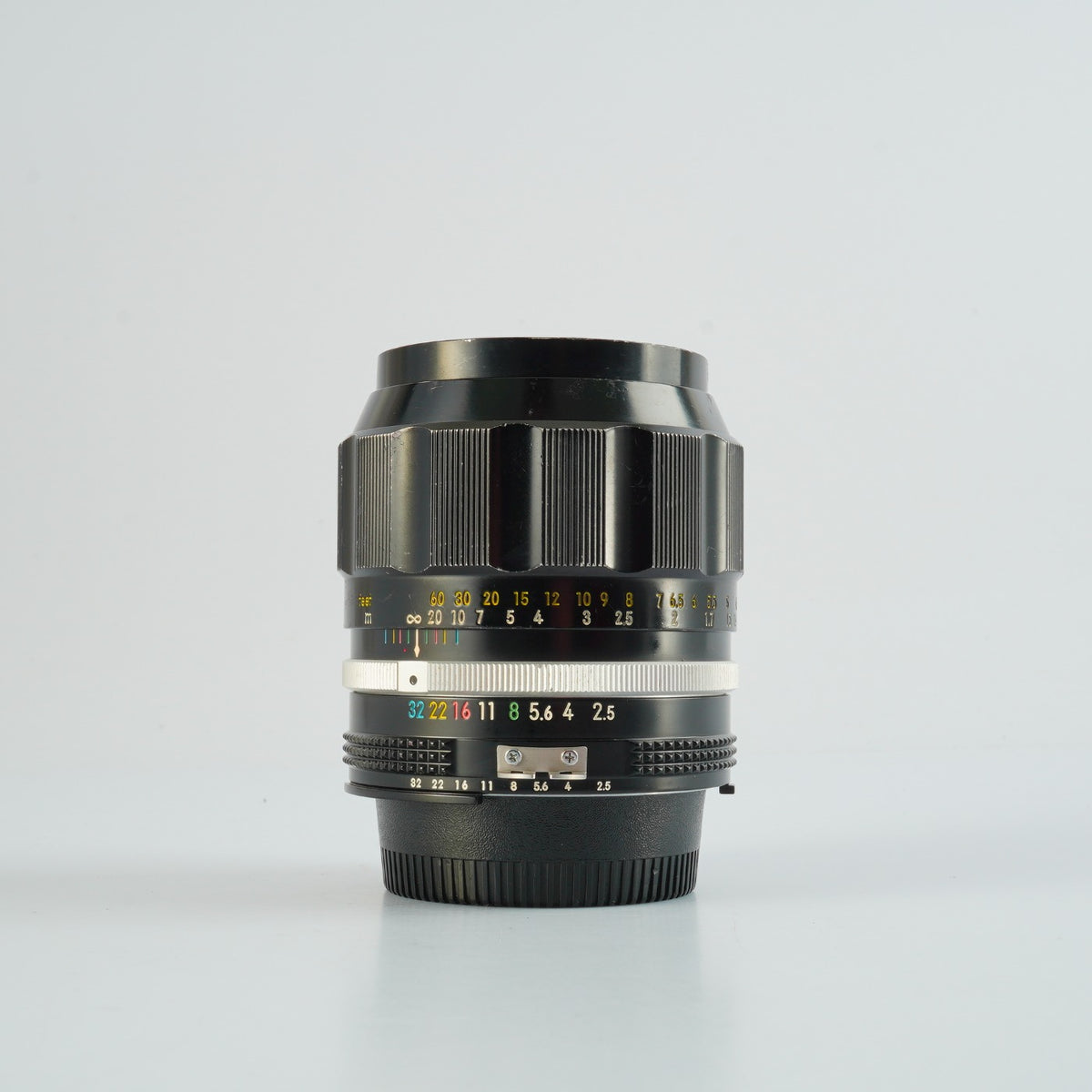 【Overhauled】 Nikon Ai改 NIKKOR-P.C Auto 105mm F/2.5 単焦点レンズ
