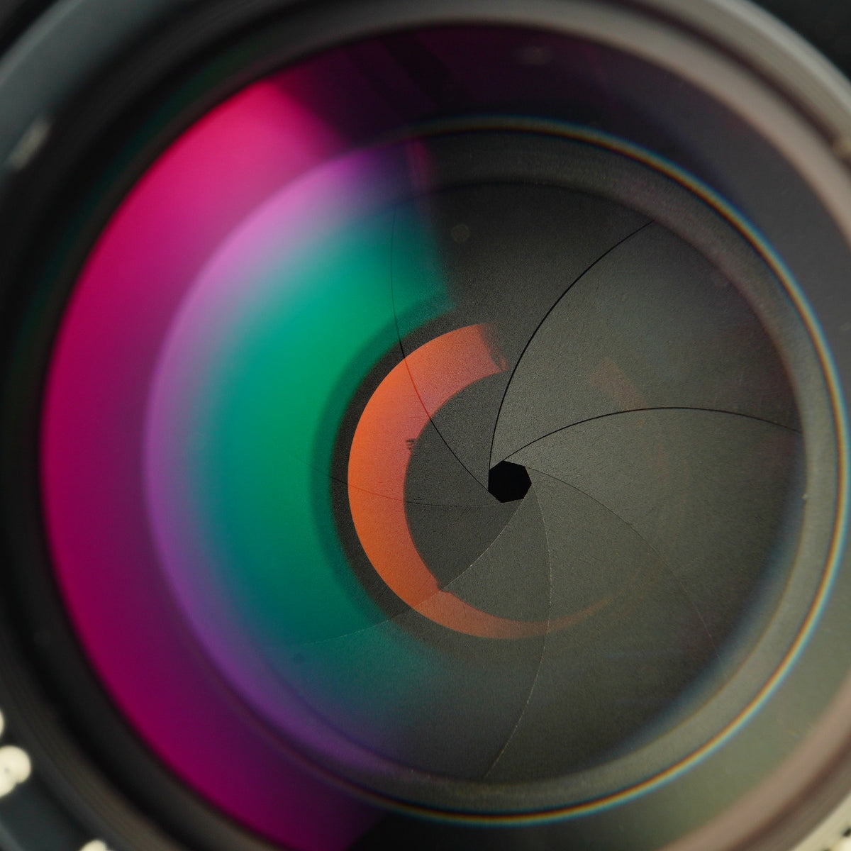 【Overhauled】 Nikon Ai改 NIKKOR-P.C Auto 105mm F/2.5 単焦点レンズ