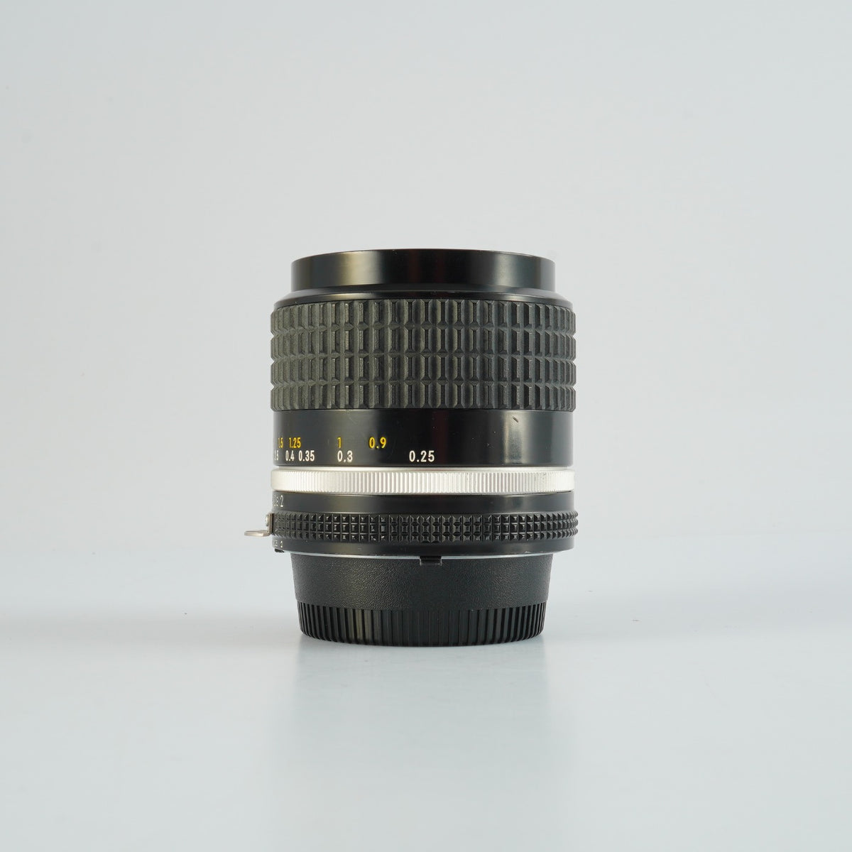 【Overhauled】 Nikon Ai-S NIKKOR 28mm F/2 単焦点レンズ