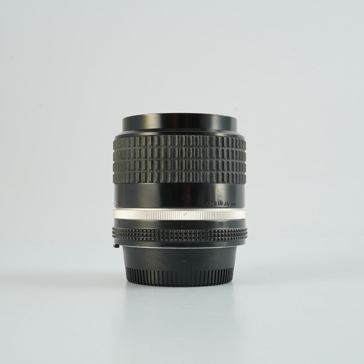 【Overhauled】 Nikon Ai-S NIKKOR 28mm F/2 単焦点レンズ