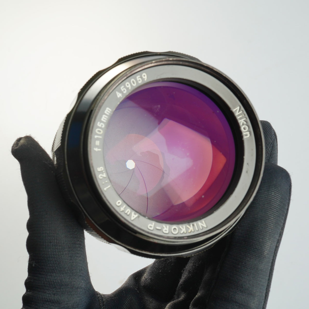 Nikon 非Ai NIKKOR-P Auto 105mm F/2.5 単焦点レンズ