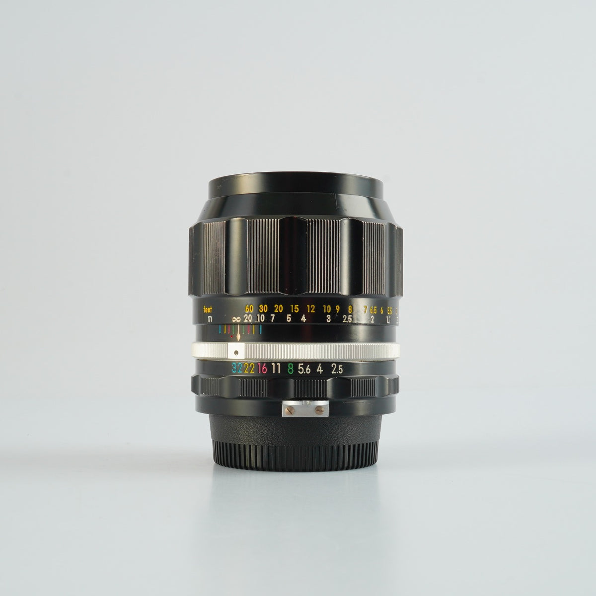 Nikon 非Ai NIKKOR-P Auto 105mm F/2.5 単焦点レンズ