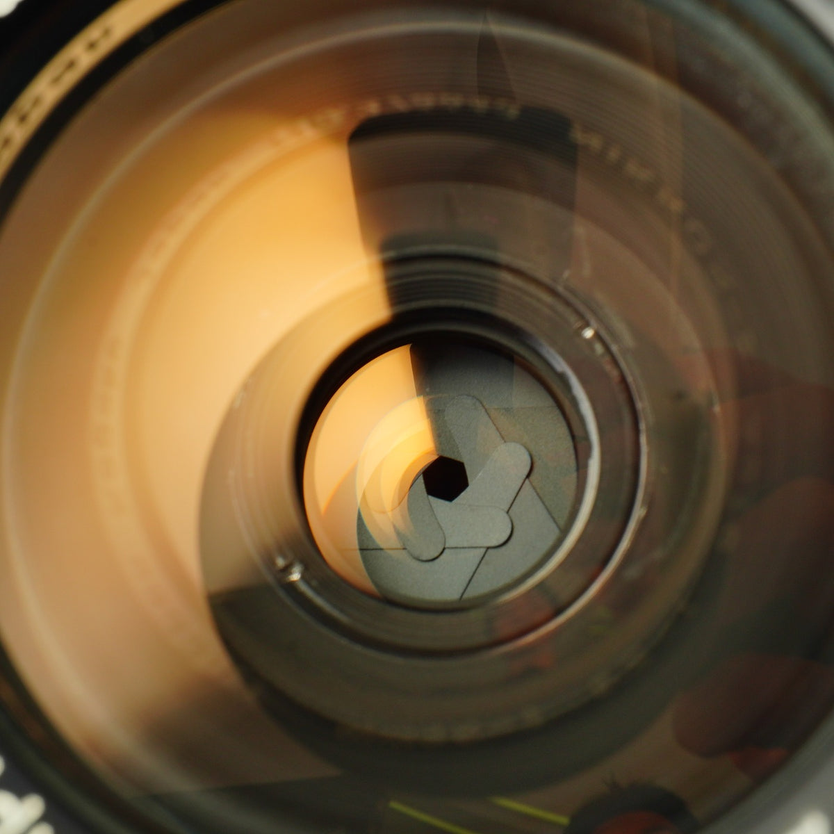 【Serviced】 Nikon 非Ai NIKKOR-S Auto 35mm F/2.8 単焦点レンズ
