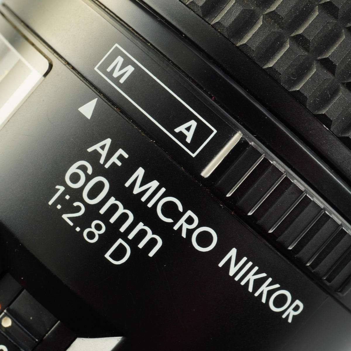 Nikon AF MICRO NIKKOR 60mm F/2.8 D 単焦点レンズ