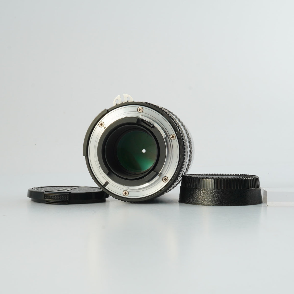 【Serviced】 Nikon Ai NIKKOR 135mm F/2.8 単焦点レンズ