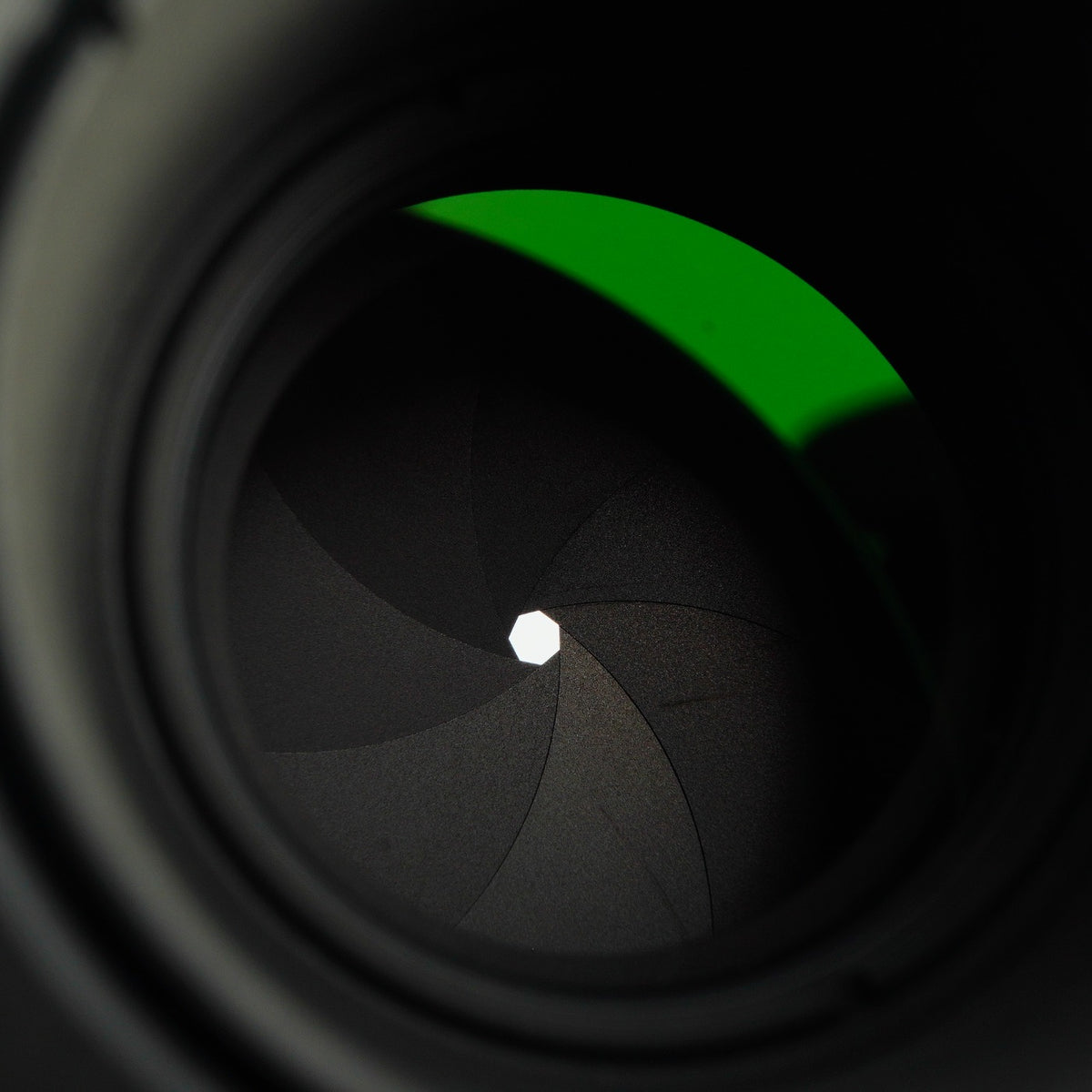 【Serviced】 Nikon Ai NIKKOR 135mm F/2.8 単焦点レンズ