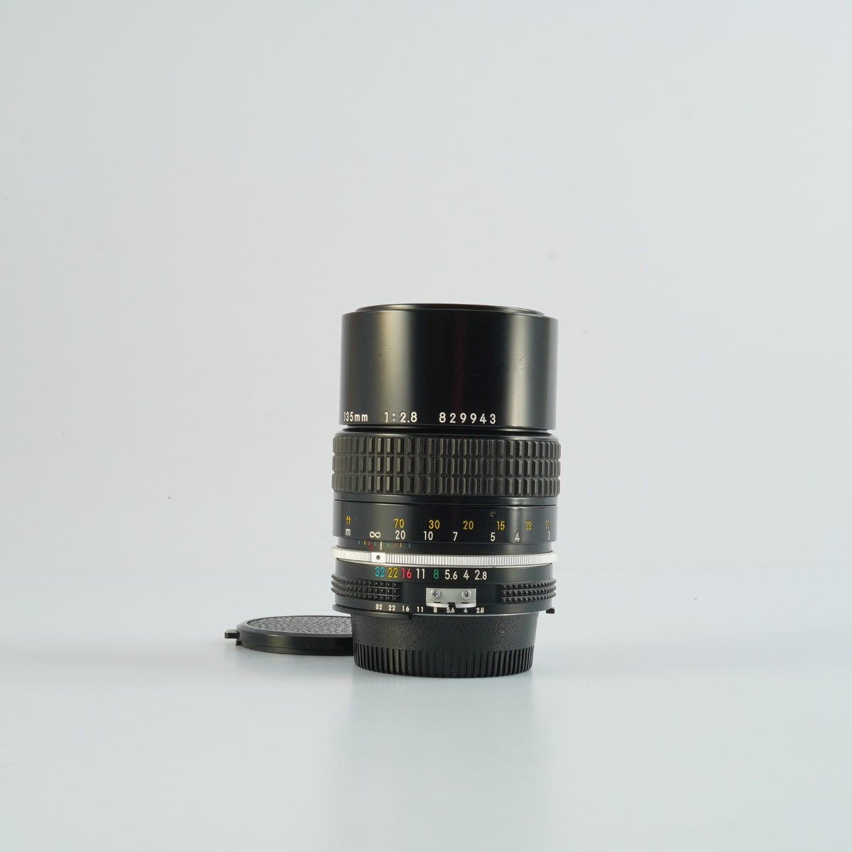 Nikon Ai NIKKOR 135mm F/2.8 単焦点レンズ