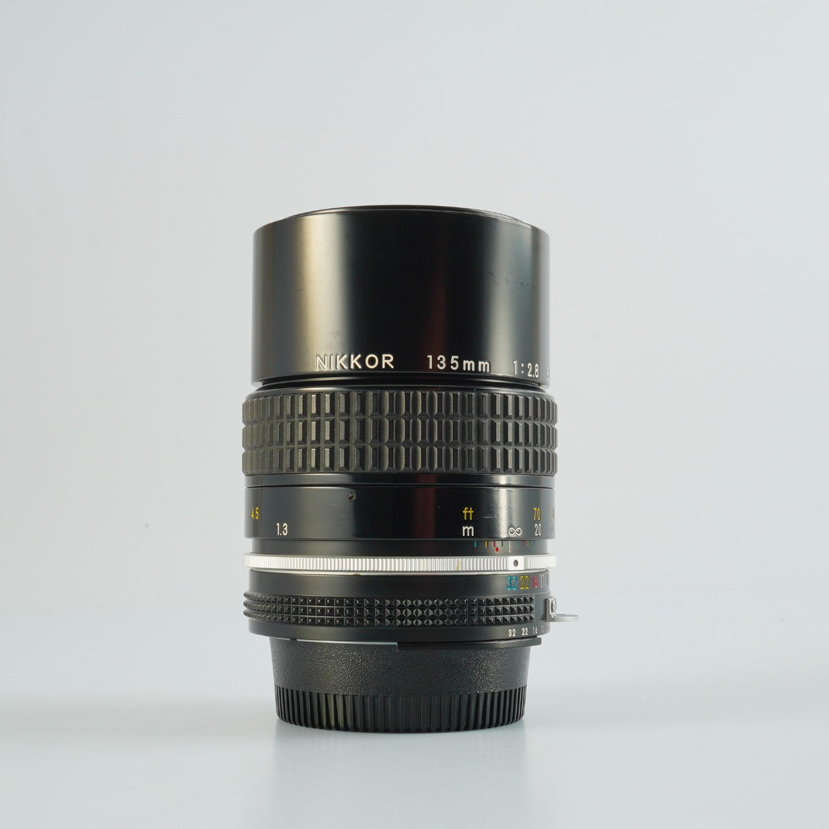 Nikon Ai NIKKOR 135mm F/2.8 単焦点レンズ