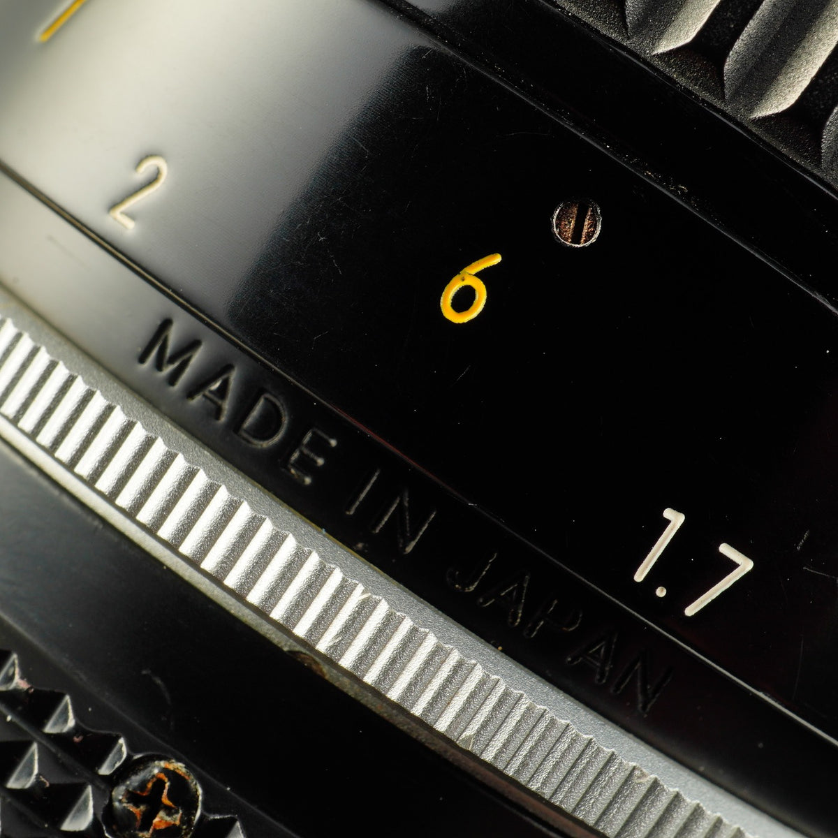 Nikon Ai NIKKOR 135mm F/2.8 単焦点レンズ