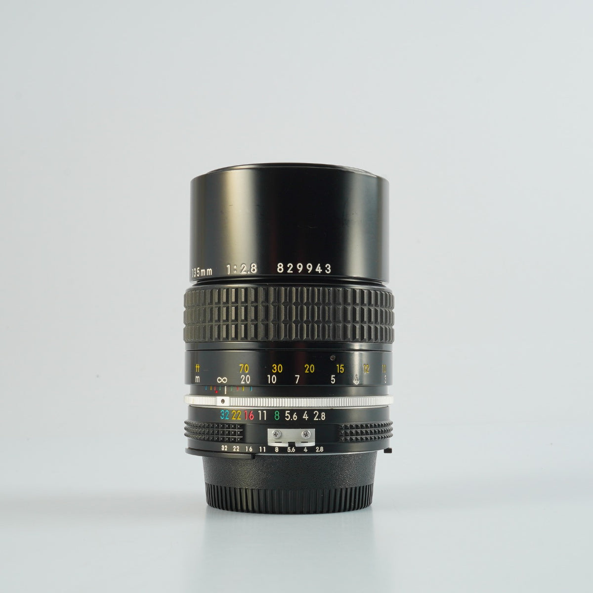 Nikon Ai NIKKOR 135mm F/2.8 単焦点レンズ