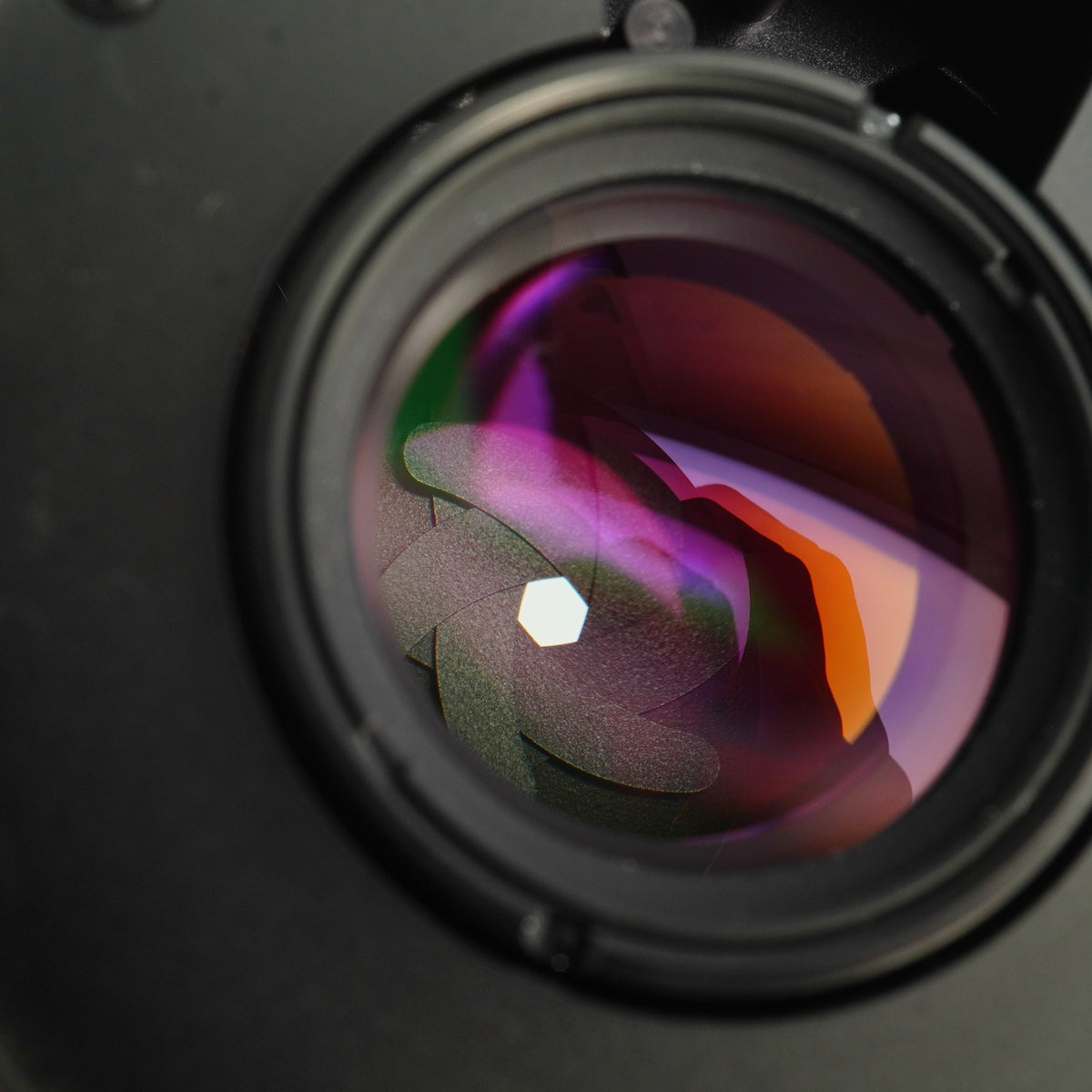 【Serviced】 MINOLTA New MD 28mm F/2.8 単焦点レンズ