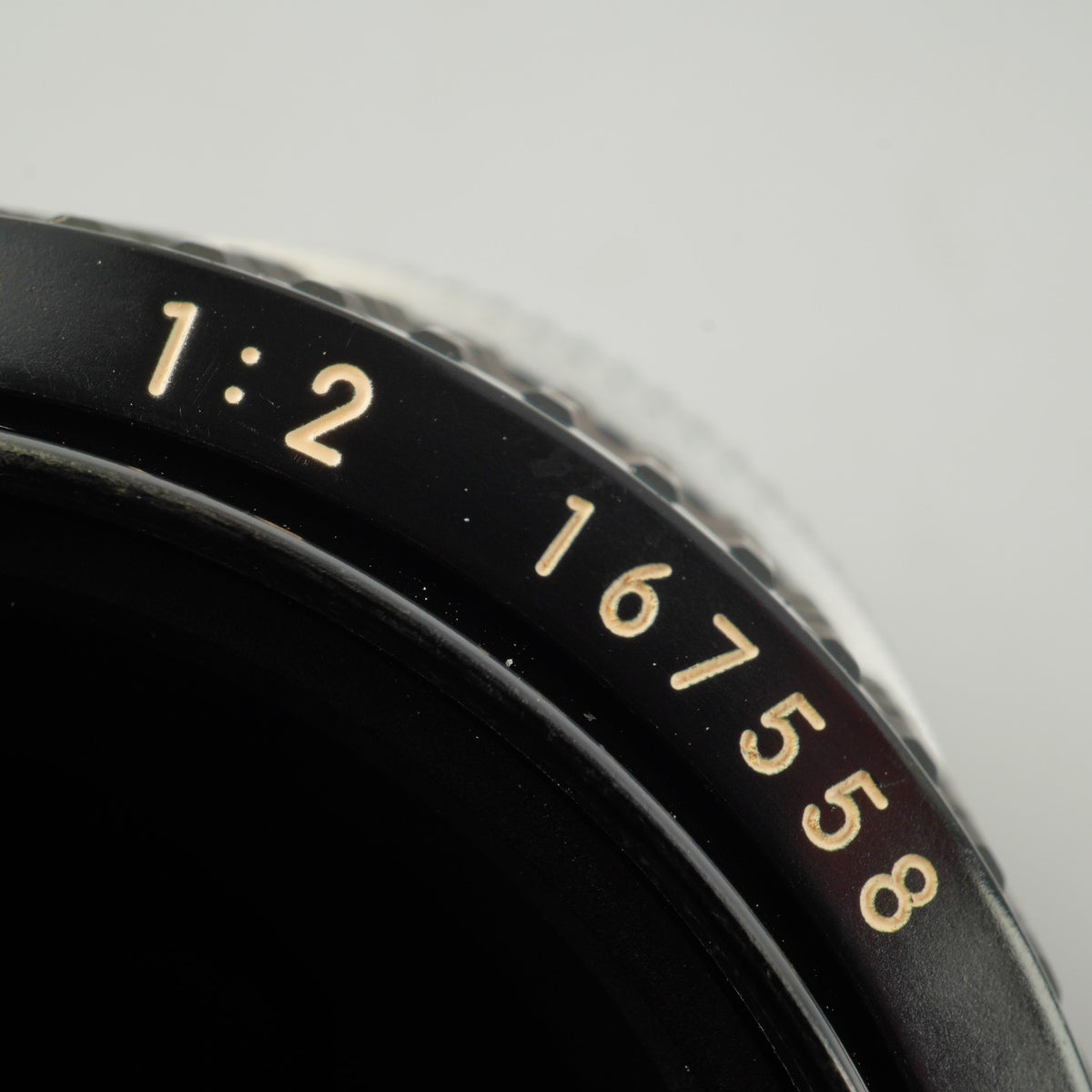 Nikon Ai Nikkor 35mm F/2 単焦点レンズ