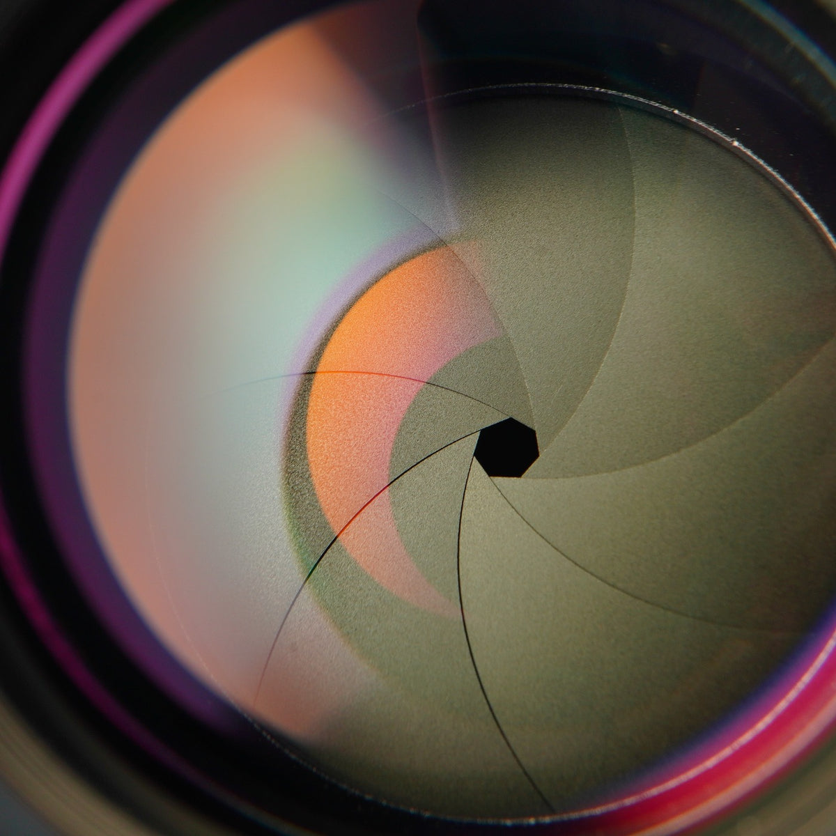 【Serviced】 Nikon Ai NIKKOR 85mm F/2 単焦点レンズ