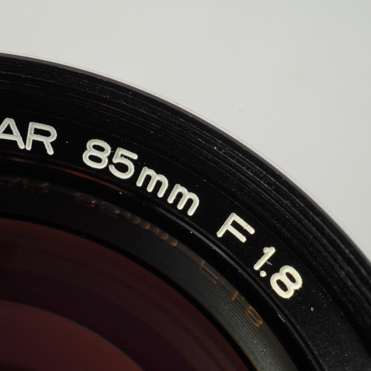 Konica Hexanon AR 85mm F/1.8 単焦点レンズ