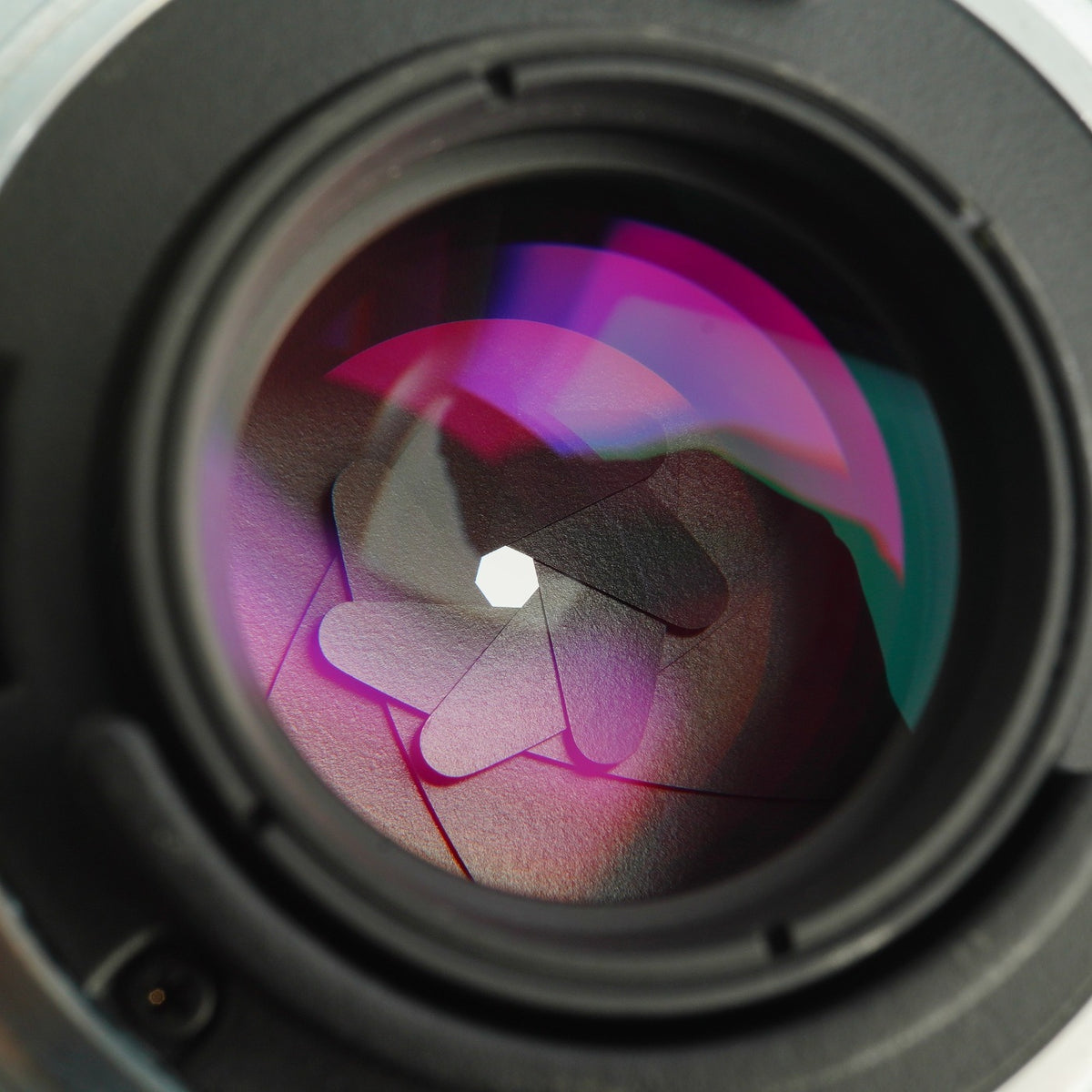 【Serviced】 Nikon Ai-S NIKKOR 35mm F/2 単焦点レンズ