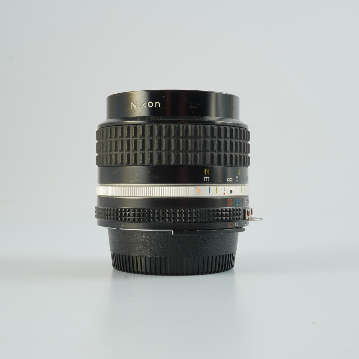【Serviced】 Nikon Ai-S NIKKOR 24mm F/2 単焦点レンズ