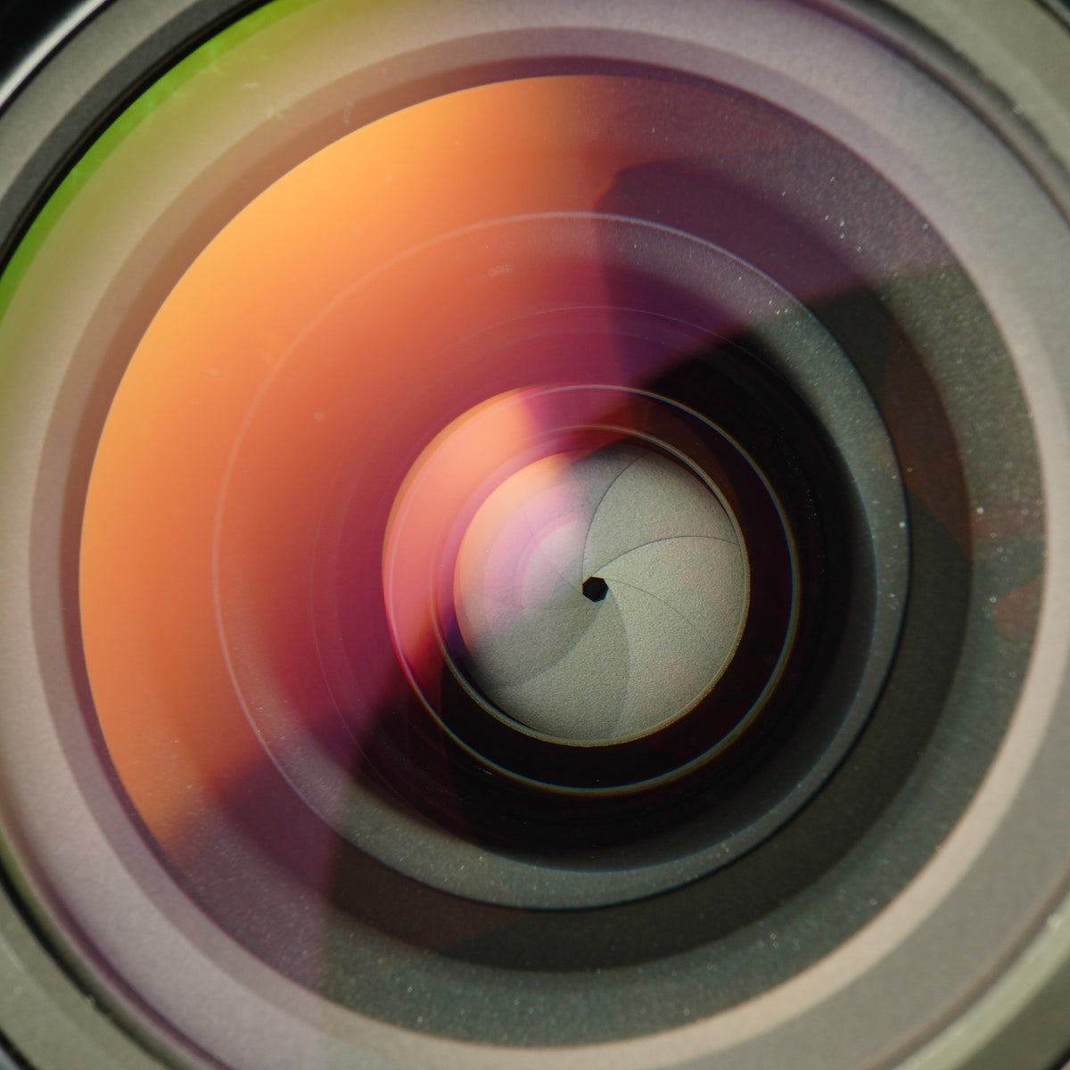 【Serviced】 Nikon Ai-S NIKKOR 24mm F/2 単焦点レンズ