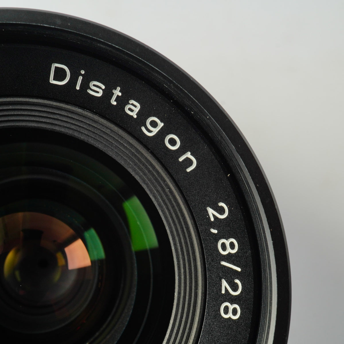【Serviced】 CONTAX Carl Zeiss Distagon T* 28mm F/2.8 AEJ 単焦点レンズ