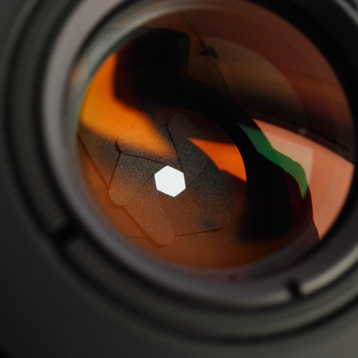 【Serviced】 CONTAX Carl Zeiss Distagon T* 28mm F/2.8 AEJ 単焦点レンズ