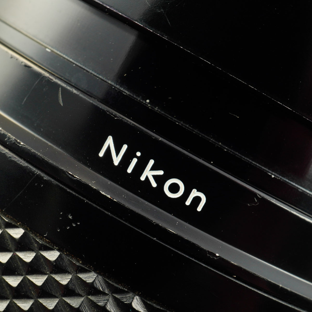 【Serviced】 Nikon Ai改 NIKKOR-P.C Auto 180mm F/2.8 単焦点レンズ