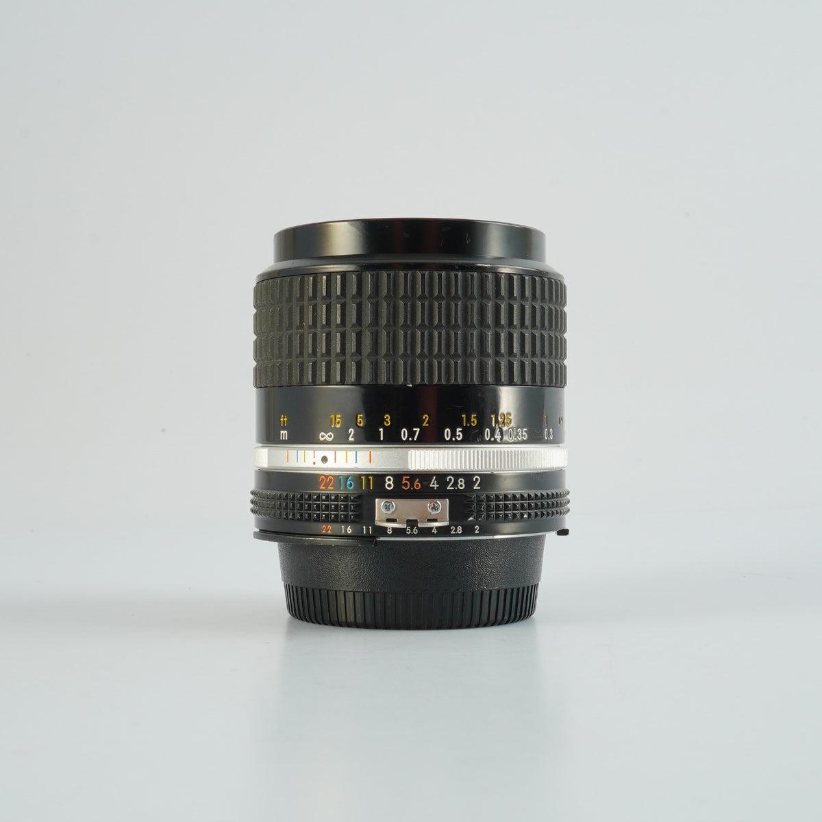 【Overhauled】 Nikon Ai-S NIKKOR 28mm F/2 単焦点レンズ
