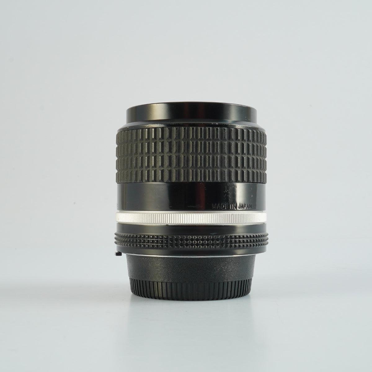 【Overhauled】 Nikon Ai-S NIKKOR 28mm F/2 単焦点レンズ