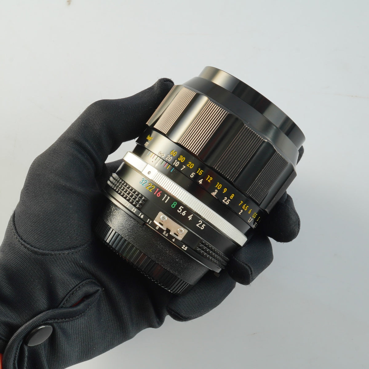 【Serviced】 Nikon Ai改 NIKKOR-P.C Auto 105mm F/2.5 単焦点レンズ