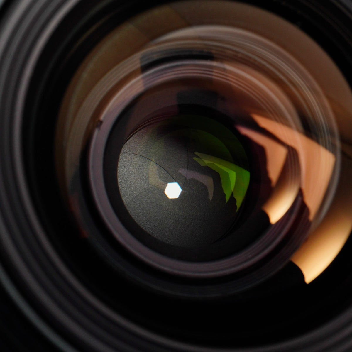 【Serviced】 CONTAX Carl Zeiss Distagon T* 35mm F/2.8 AEJ 単焦点レンズ