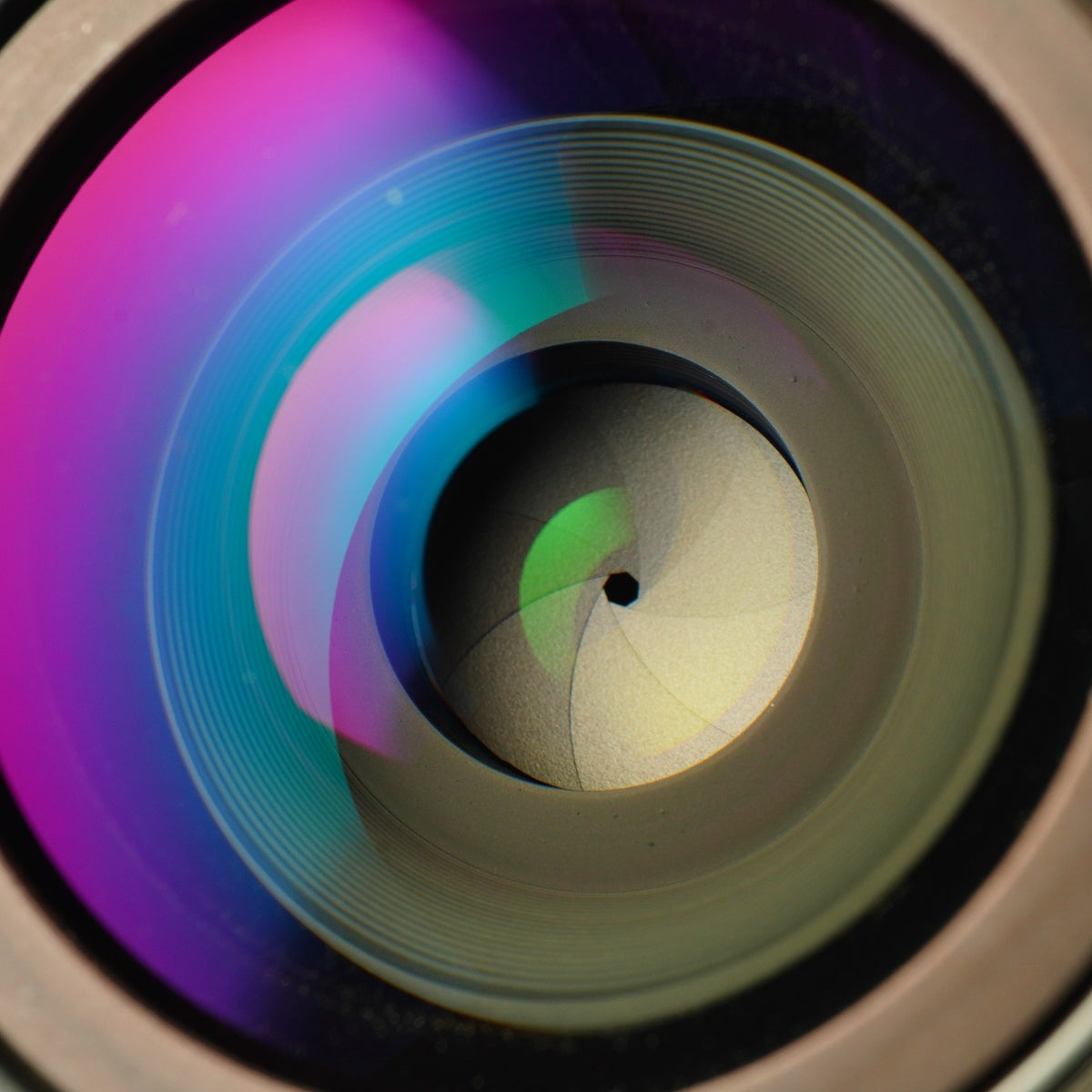 【Serviced】 Nikon Ai NIKKOR 35mm F/2.8 単焦点レンズ