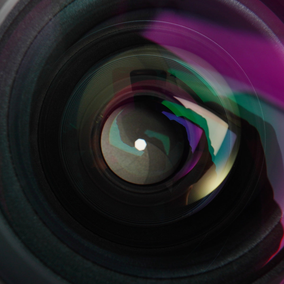 Nikon Ai-S NIKKOR 28mm F/2.8 単焦点レンズ