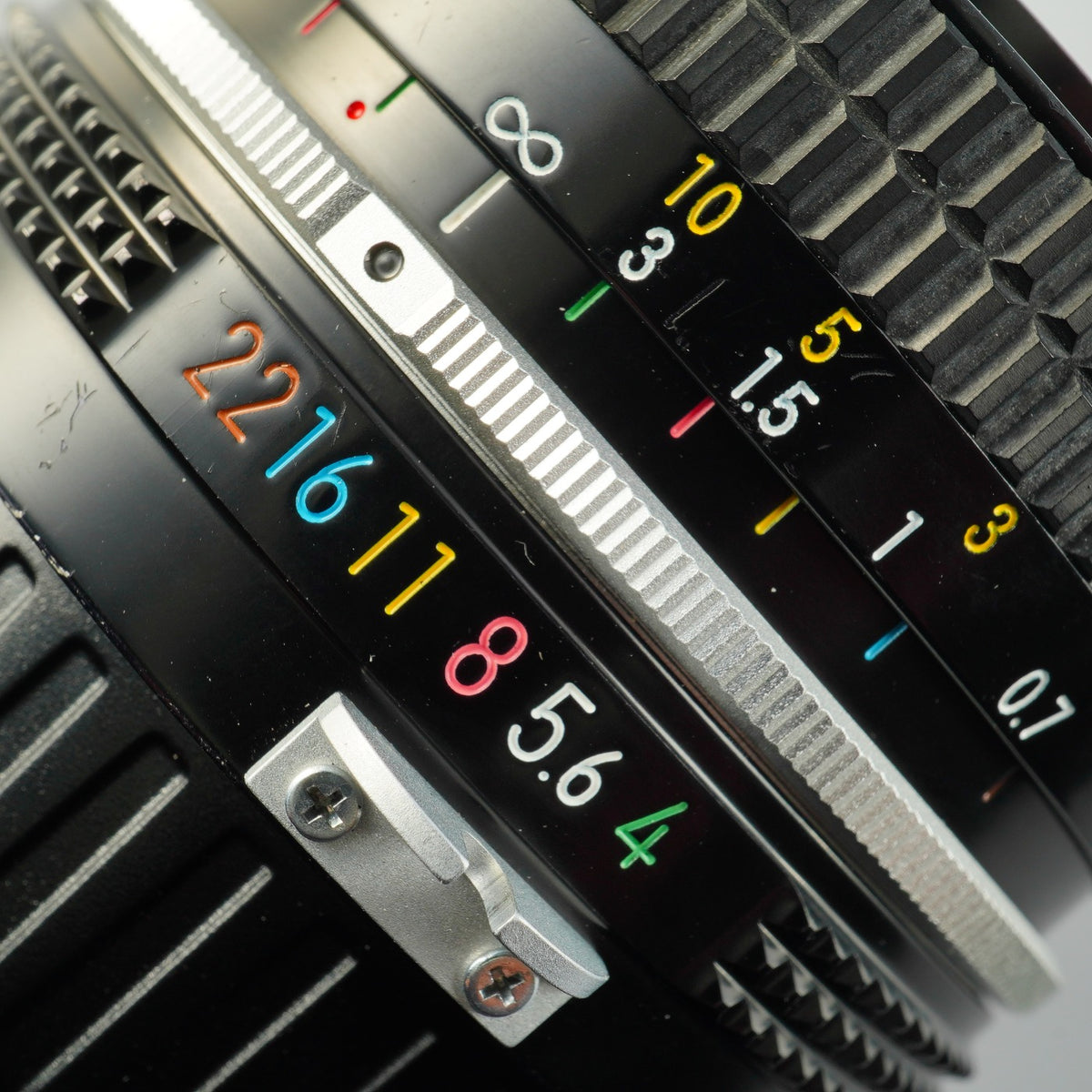 Nikon 非Ai NIKKOR 20mm F/4 単焦点レンズ