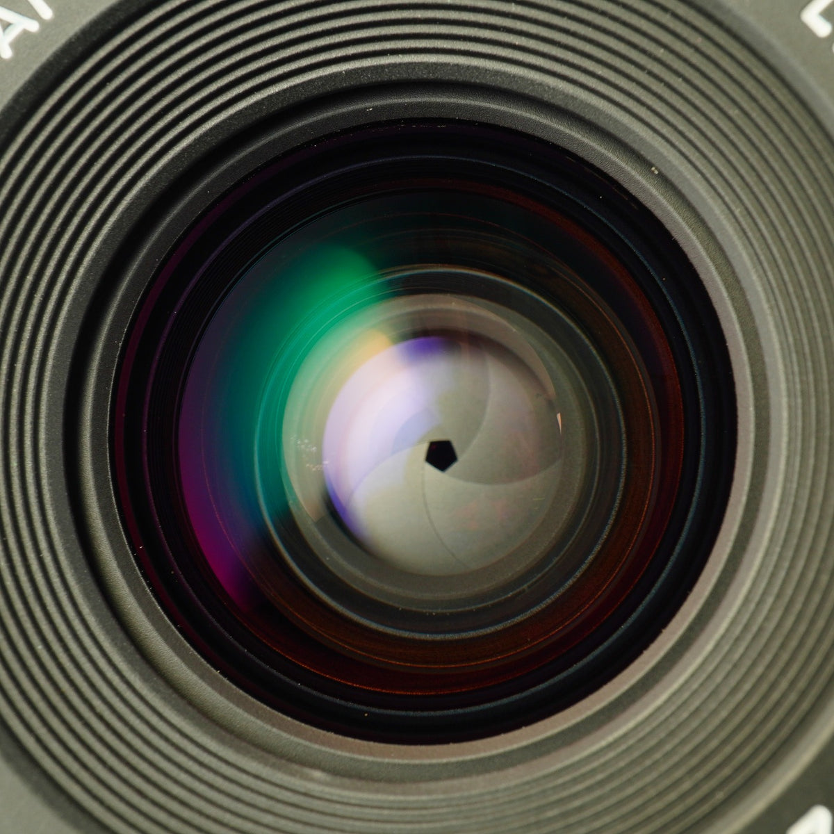 【Serviced】 Canon New FD NFD 28mm F/2.8 単焦点レンズ