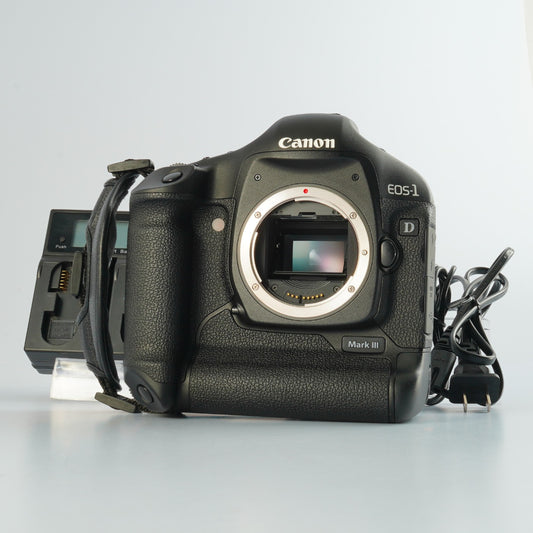 Canon EOS 1D Mark Ⅲ + CF 8GB コンパクトデジタルカメラ