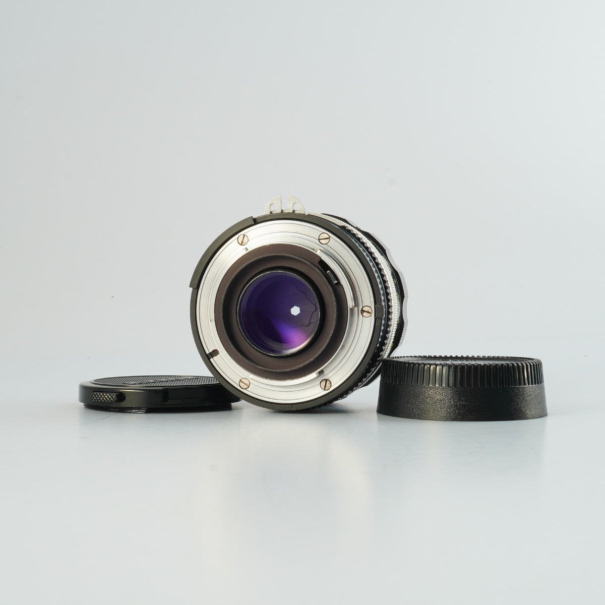 【Serviced】 Nikon Ai改 NIKKOR-P Auto 105mm F/2.5 単焦点レンズ