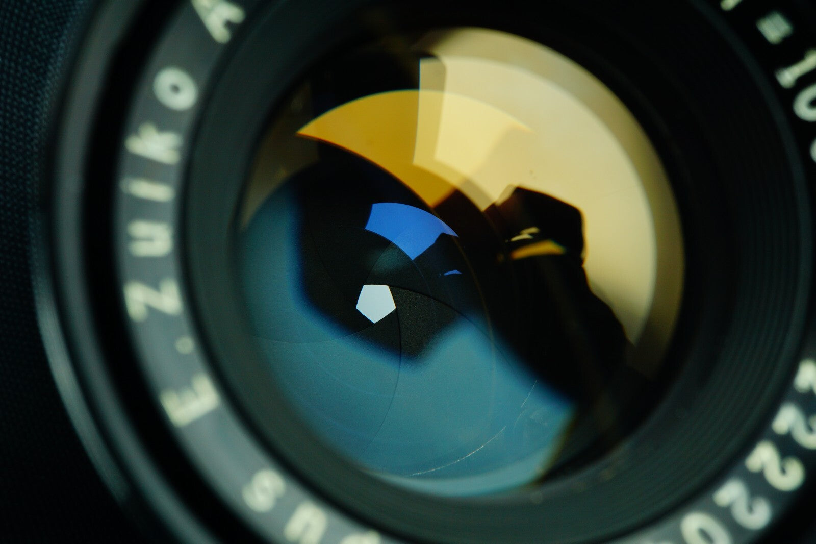 OLYMPUS E.ZUIKO AUTO T 100mm F/3.5 単焦点レンズ – 山田写真機店