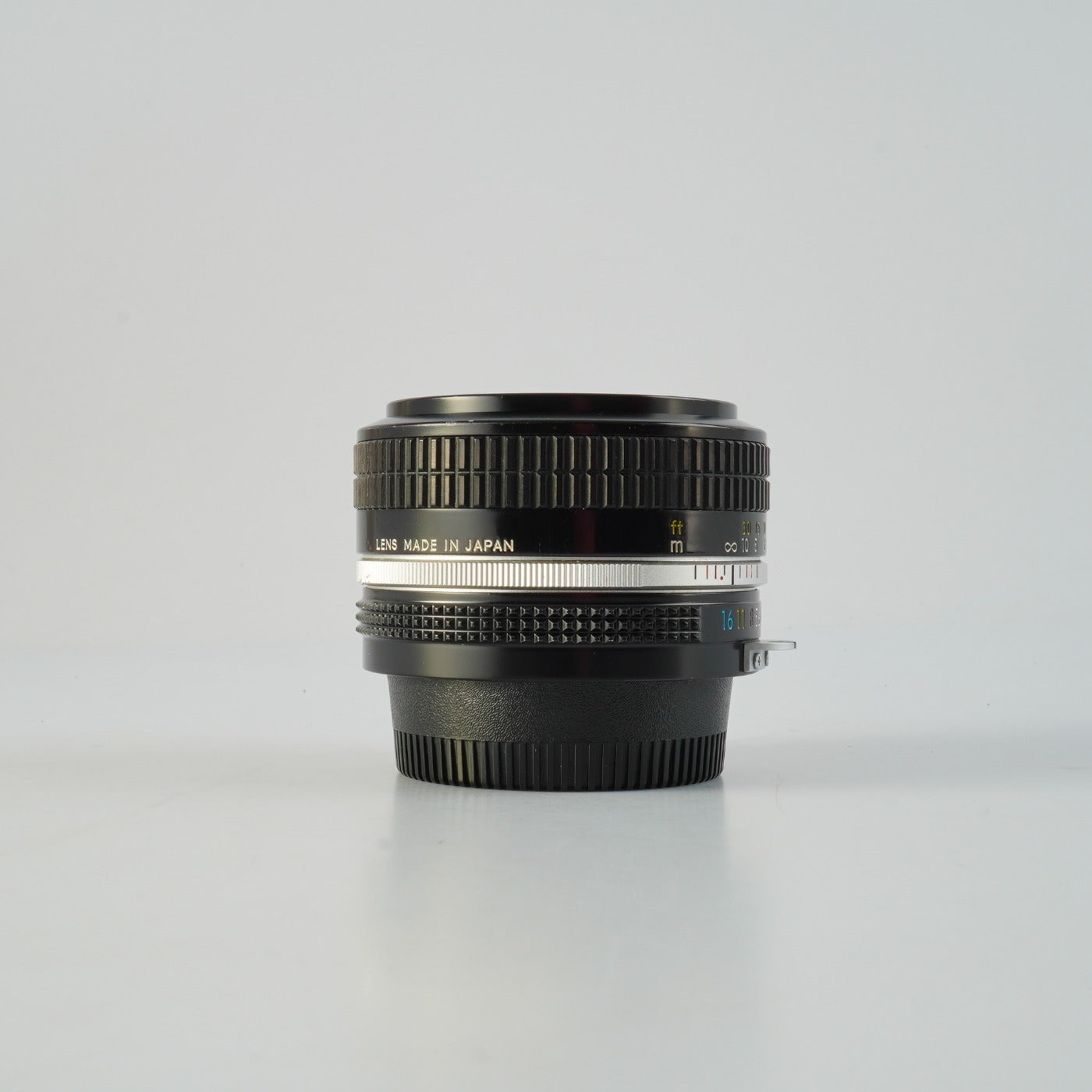 Nikon New Nikkor 50mm f/1.4 非Ai 単焦点レンズ