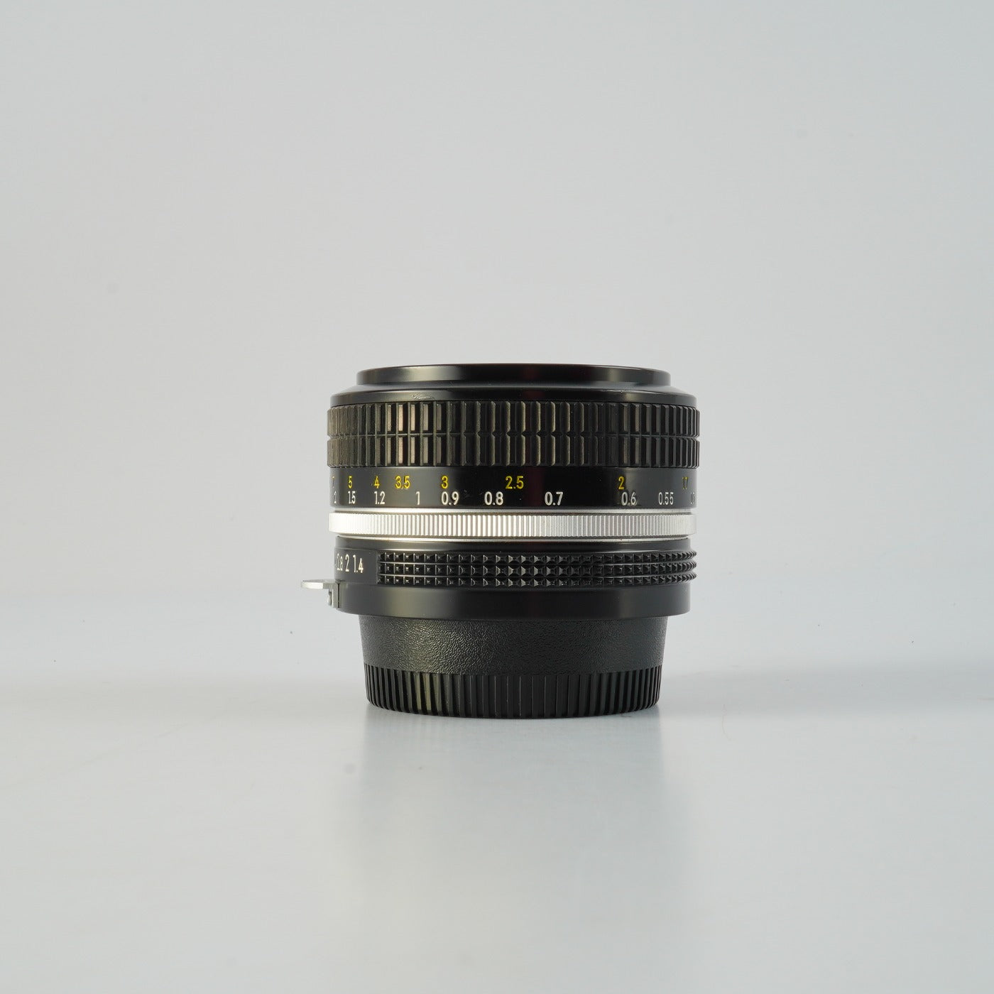 Nikon New Nikkor 50mm f/1.4 非Ai 単焦点レンズ